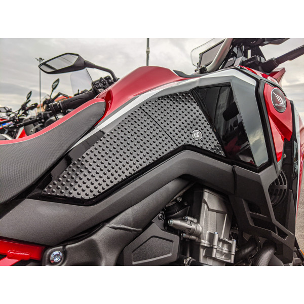 Eazi-Grip Eazi-Grip Honda AFRICA TWIN 2020-2024 Black Tank Grips - EVO